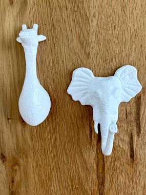 Anthropologie Elephant & Giraffe Wall Hooks